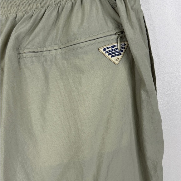 Columbia Men's Size XXL Green PFG Lightweight Hiking Shorts - Picture 5 of 6